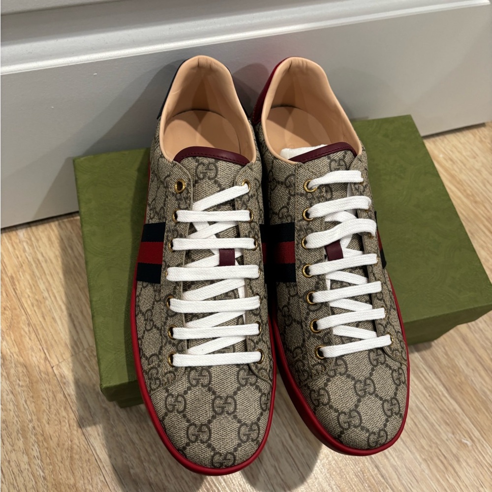 Gucci GG Canvas Sneakers - Picture 3 of 8